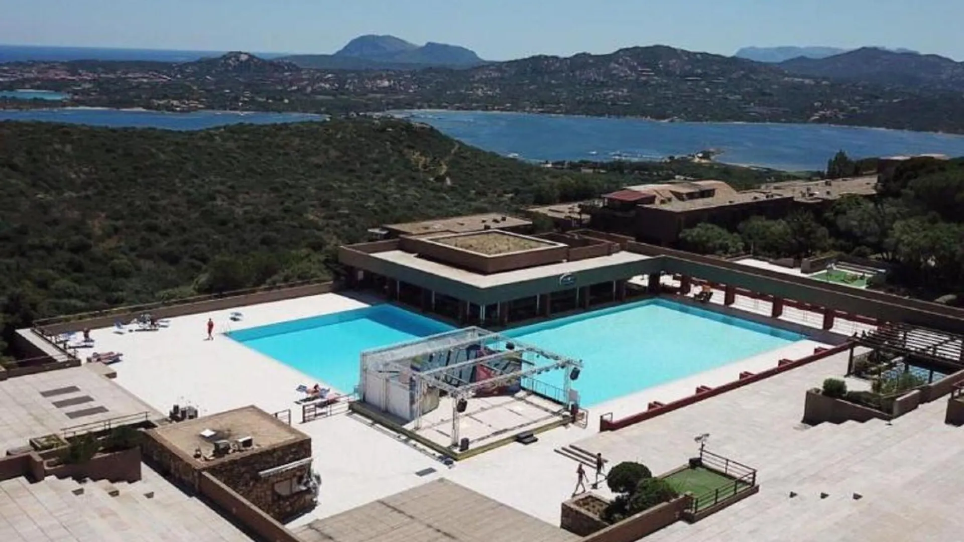 Simplistic Apartment In Olbia With Garden