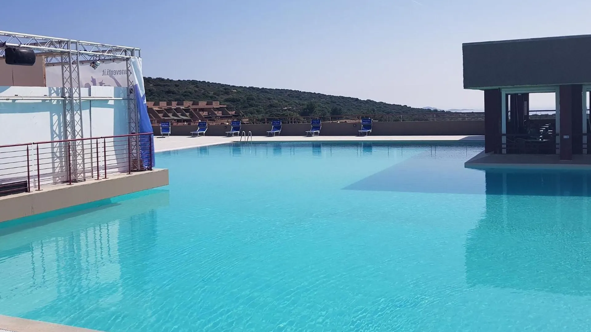 Simplistic Apartment In Olbia With Garden 0*,